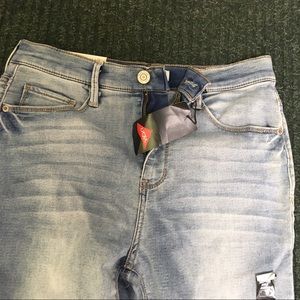 High wasted skinny jeans